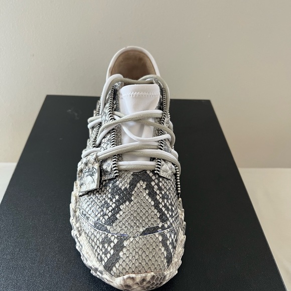 SOLD Unisex Giuseppe Zanotti Urchin Sneakers - Picture 10 of 13